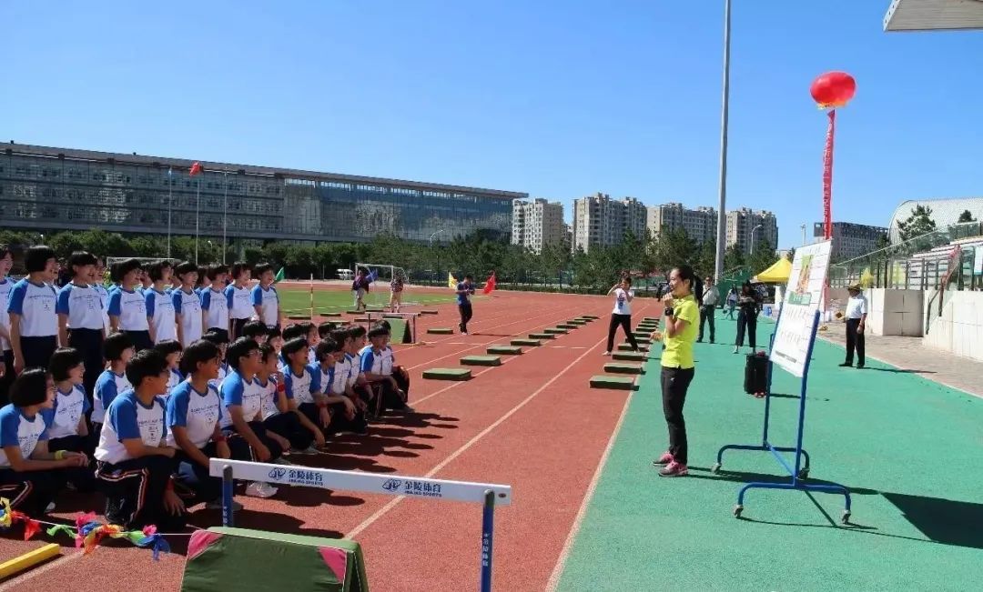 视频篮球赛事讲解规则教学下载_篮球赛事规则讲解视频教学下载_视频篮球比赛